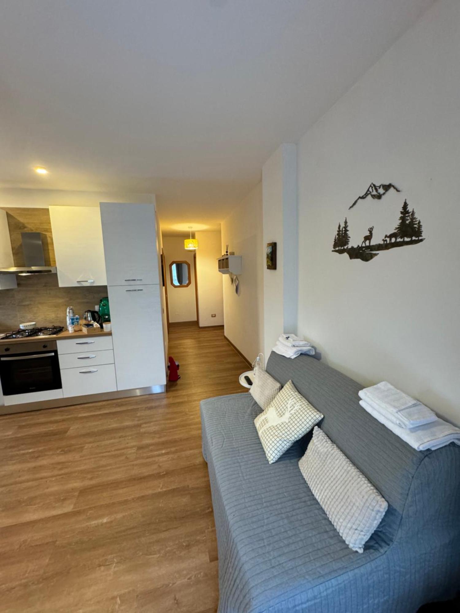 Ferienwohnung Attico - Terrazza Su Castello Castel Di Sangro Exterior foto