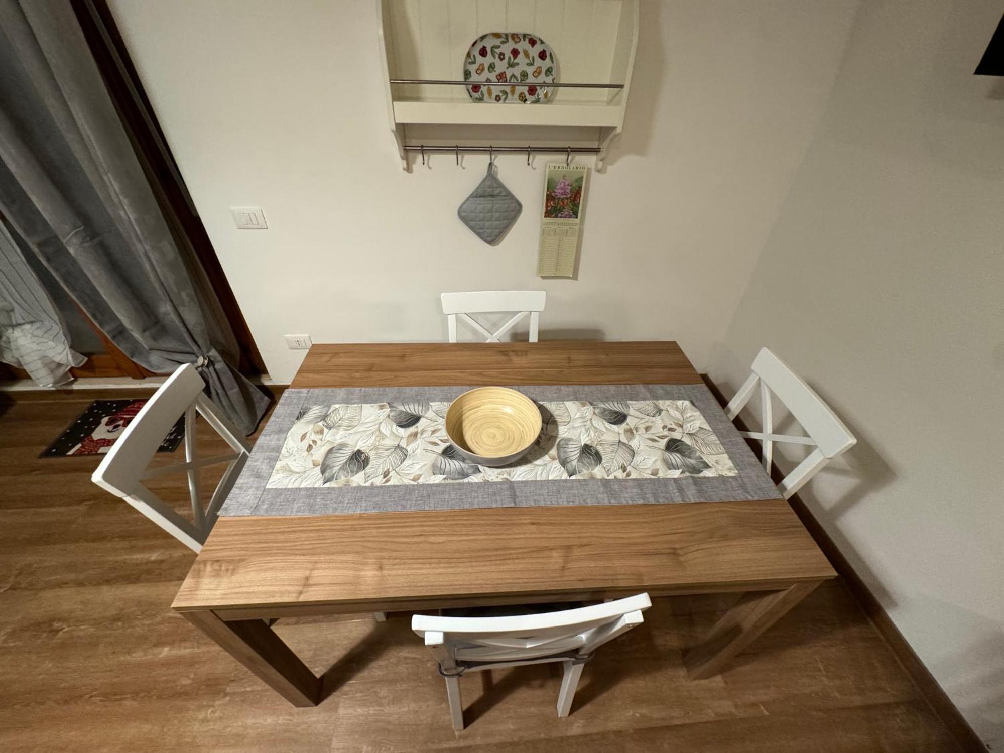 Ferienwohnung Attico - Terrazza Su Castello Castel Di Sangro Exterior foto